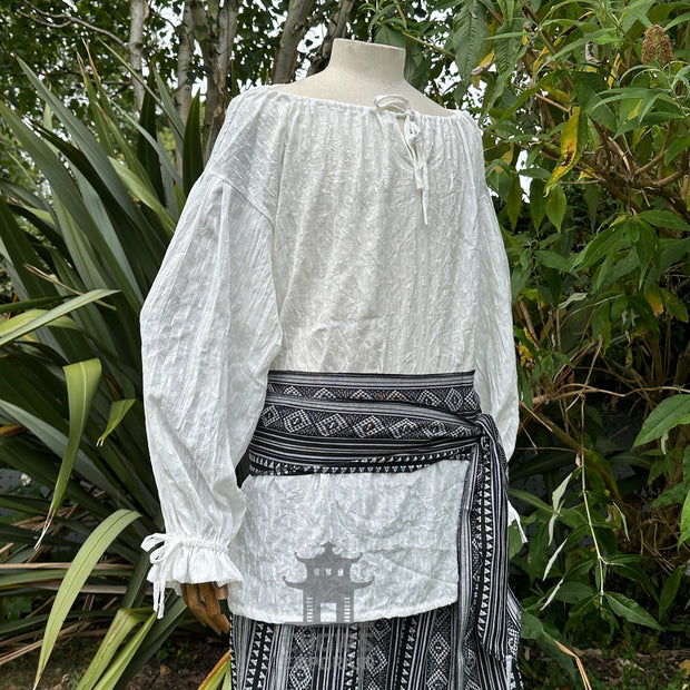 Medieval Shirt Round Neck in White Cotton