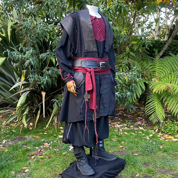 Ornate Patchwork Waistcoat (Black)