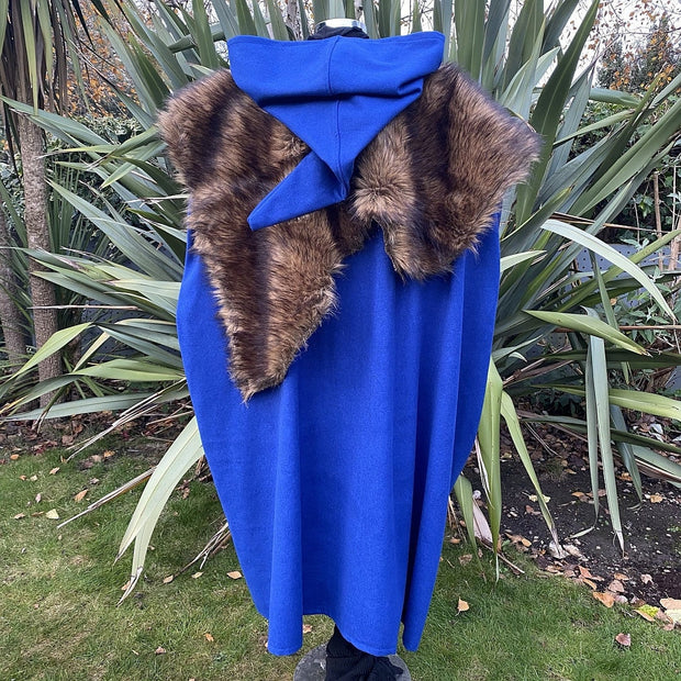 LARP Cloak / Cloak and Fur Mantle Set / Blue / LARP / Cosplay / Wool / Medieval Costume / Cape / Viking / Reversible Faux Fur Mantle