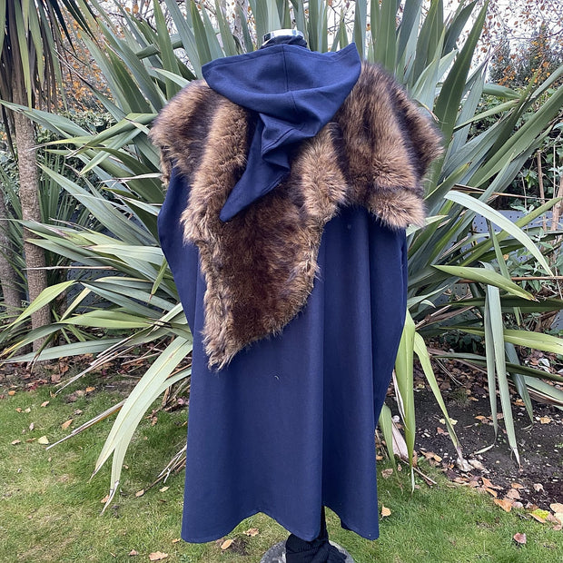 LARP Cloak / Cloak and Fur Mantle Set / Navy Blue / LARP / Cosplay / Wool / Medieval Costume / Cape / Viking / Reversible Faux Fur Mantle