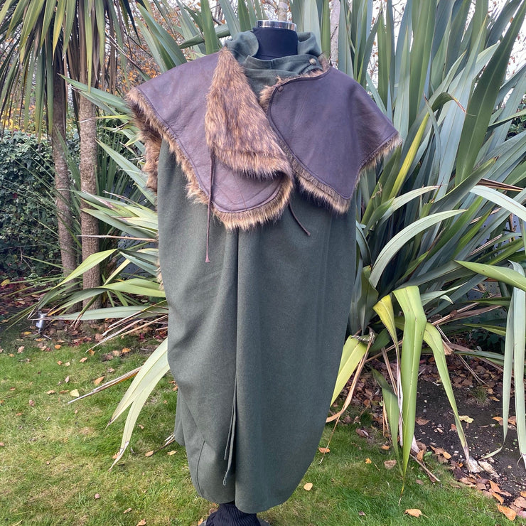 Four-Way Cloak (Green)