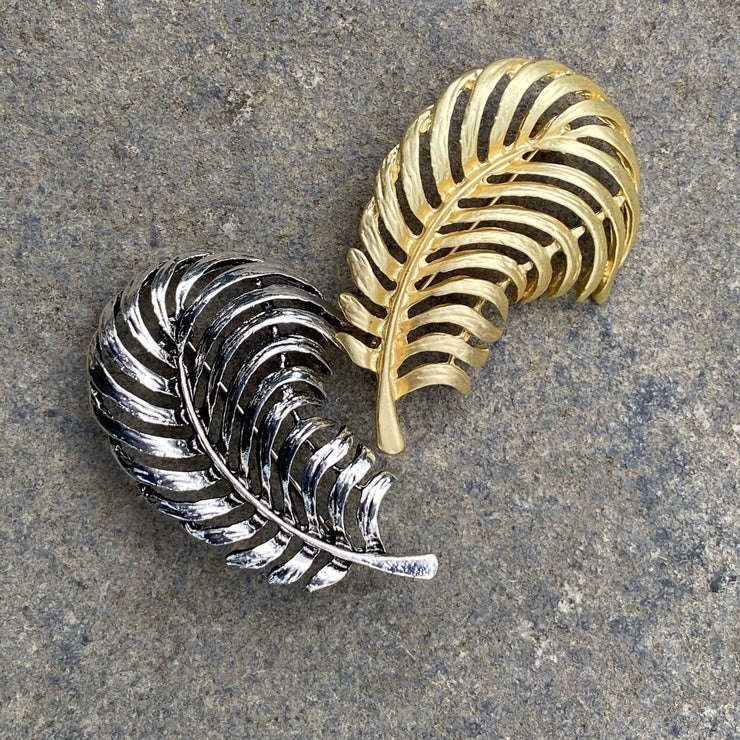 Brooch / Pack of 2 / Feathered Fern / Pin / House Sigil / Silver and Gold / LARP / Accessory / Cosplay / Medieval / Costume